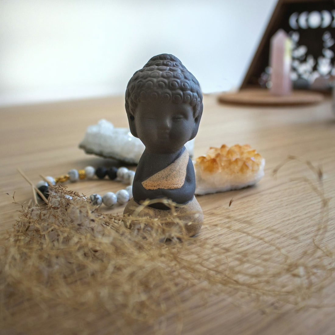 white and brown ice cream cone on brown textile